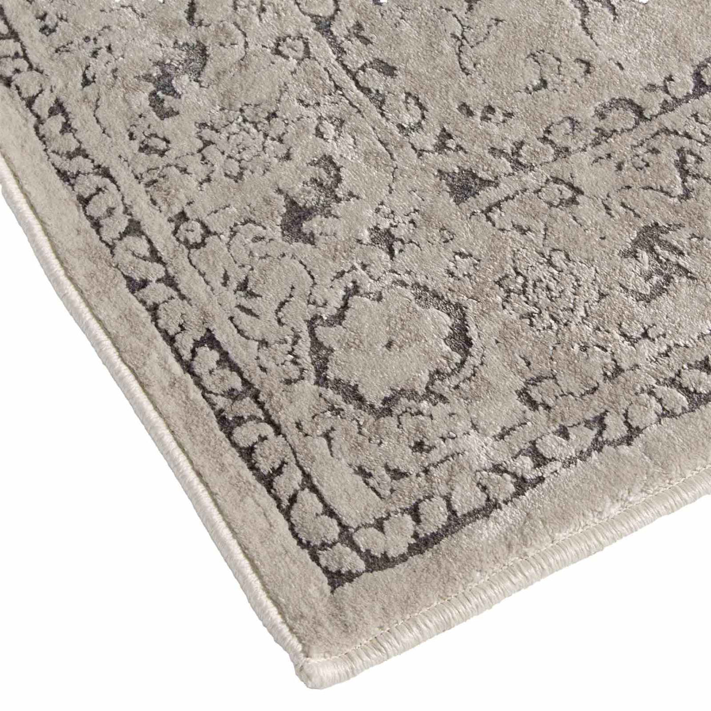 Clearwater Cream Medallion Accent Rug — detail view 1