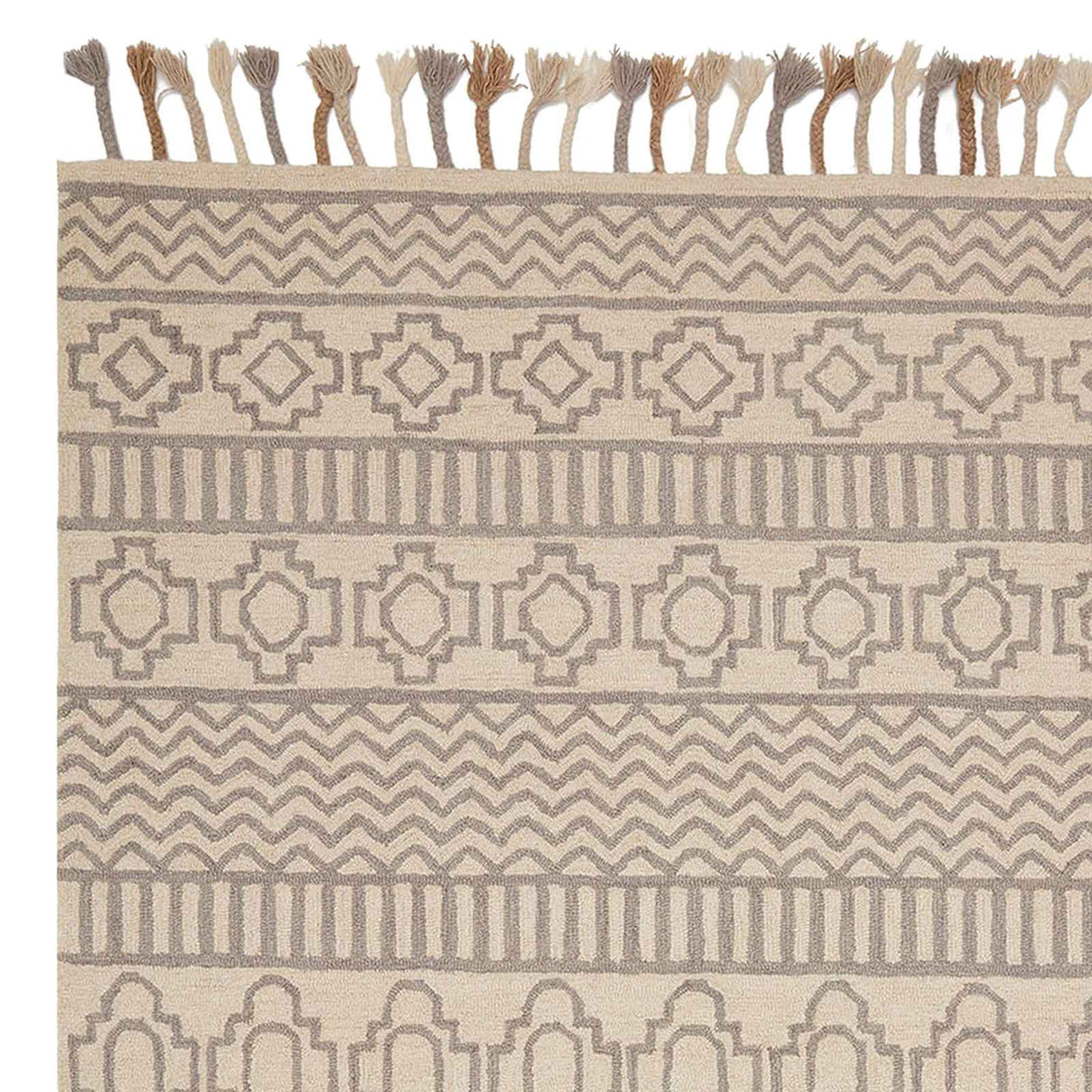 Arthur Ivory Grey Area Rug With Tassels — detail view 1
