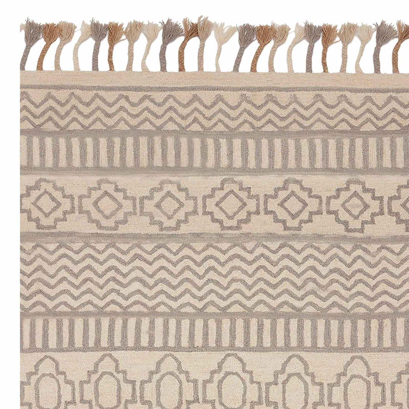 Found Fable Arthur Ivory Grey Accent Rug With Tassels — detail view 1