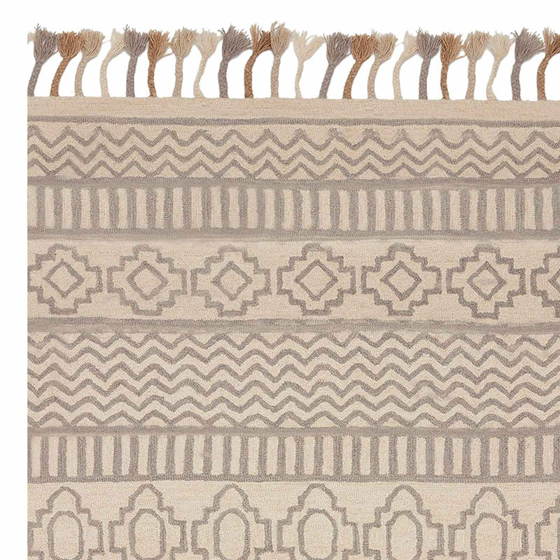 Found Fable Arthur Ivory Grey Accent Rug With Tassels