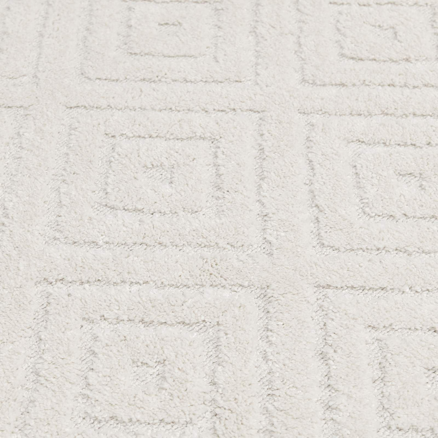 Ronin Ivory Tufted Non-Slip Area Rug — detail view 3